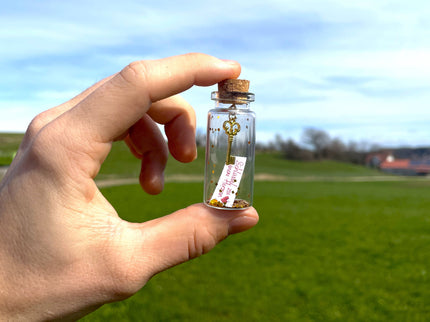 Mini Flaschenpost "Schlüssel zu meinem Herzen" - Geschenk für Valentinstag, Geburtstag oder Jahrestag für Sie & Ihn - Freund und Freundin