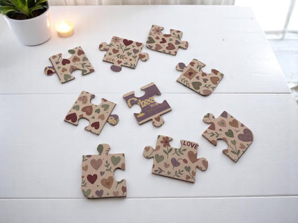 Cheers to Us – Couple Edition | Date Night Spiel | 360 Fragen | Bierdeckel-Set für Paare | Gesprächsspiel für Beziehung | Valentinstag